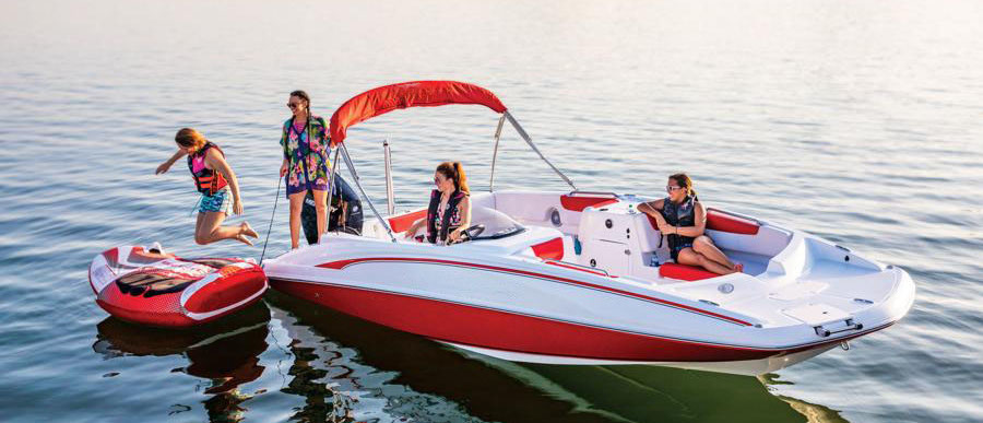 deck boats for lakes