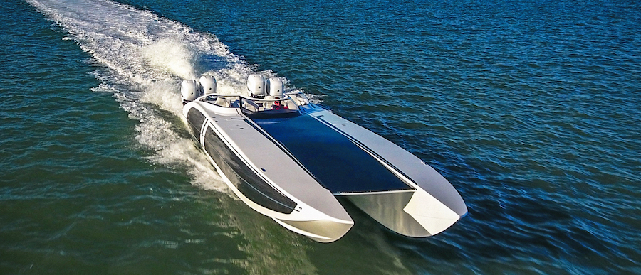 high-performance-boat-go-fast-boat-discover-boating