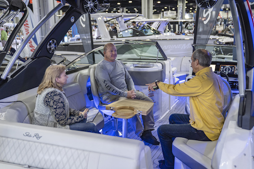 finding the right boat dealer
