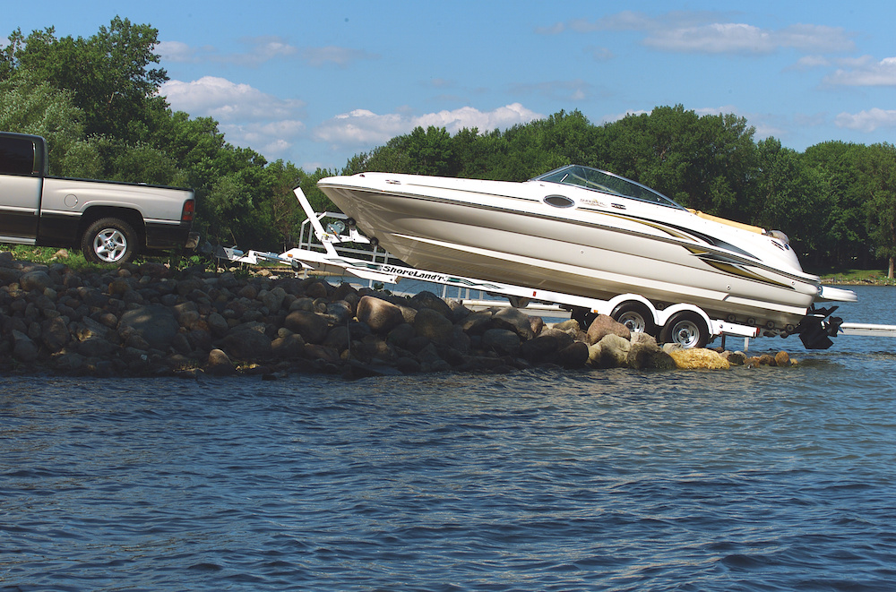 how to backup a trailer and launch a boat