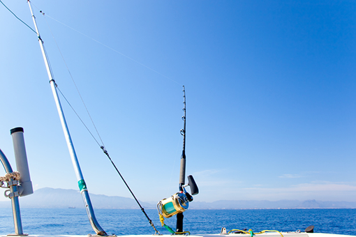 What Are Outriggers, and Does Your Fishing Boat Need One?