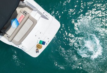 https://www.discoverboating.com/sites/default/files/styles/cropped_grid_item/public/card-top-15-accessories-for-2021_0.jpg?itok=DFg7hW-_