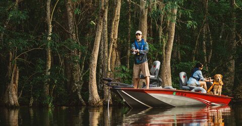 Used Aluminum Fishing Boats To Navigate Through Rock Waters