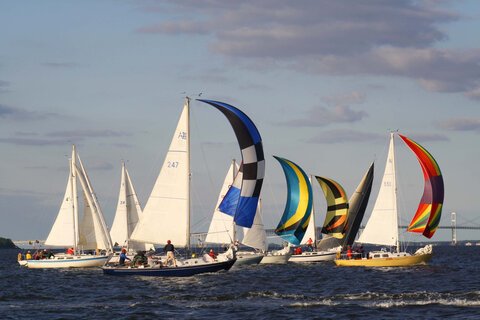 Chesapeake-Sailing